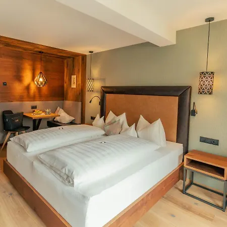 Sonnenhof Superior Hotel