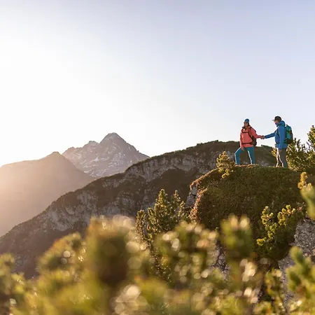 Sonnenhof צל אם צילר