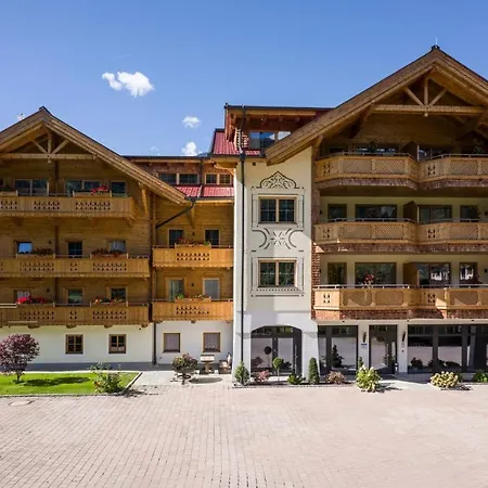 Sonnenhof Hotel 4*