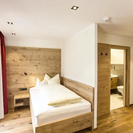 Sonnenhof Hotel 4*